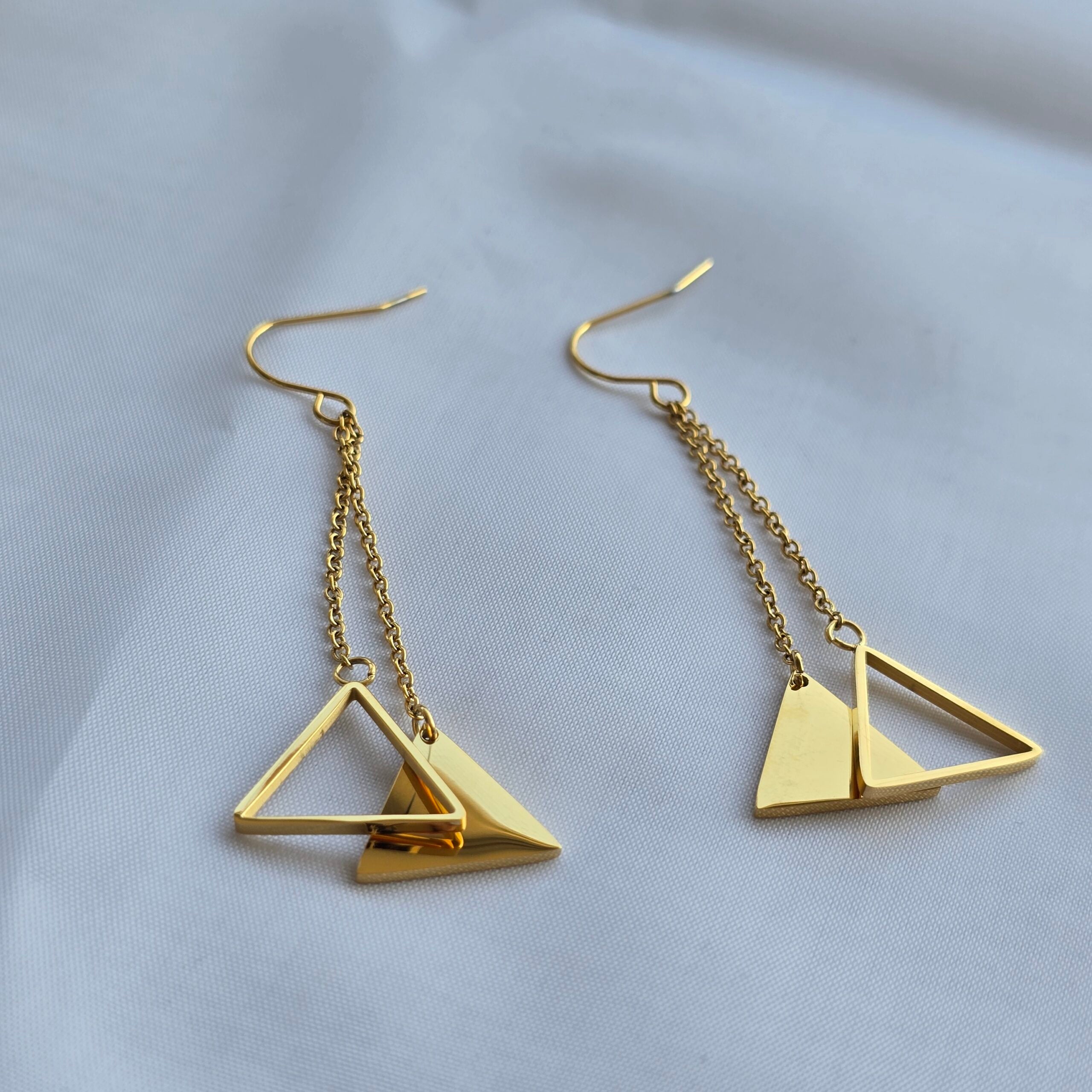 Aros Steel Triangle