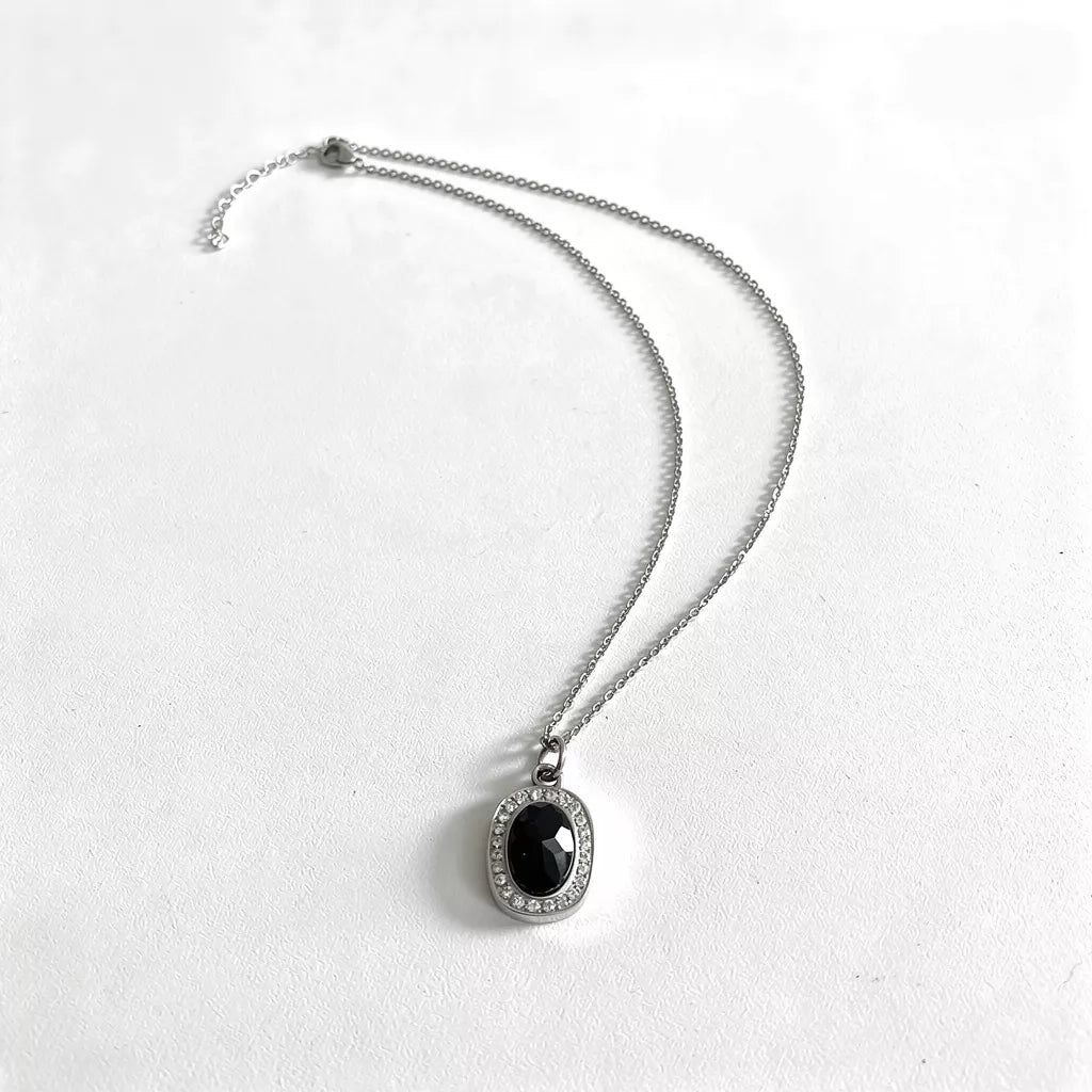 Collar Piedra Negra